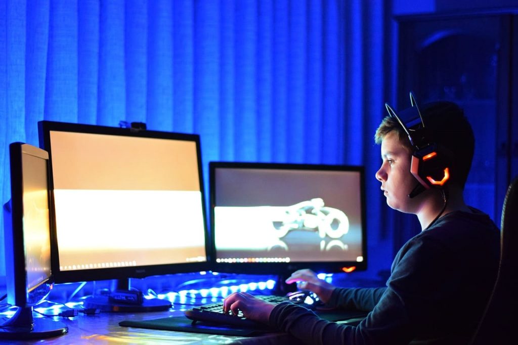 Pengertian Game Online Dan Sejarah Perkembangannya