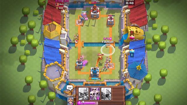 mengalihkan musuh pada clash royale