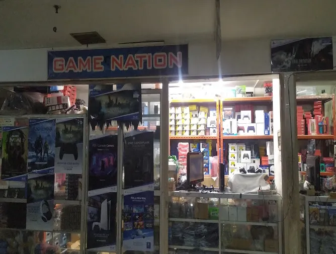 Pusat belanja Game Nation menyediakan berbagai jenis konsol terbaik