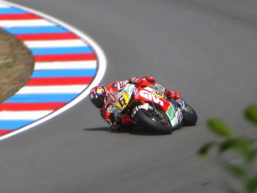 Game MotoGp Android Terbaik seru dan menyenangkan