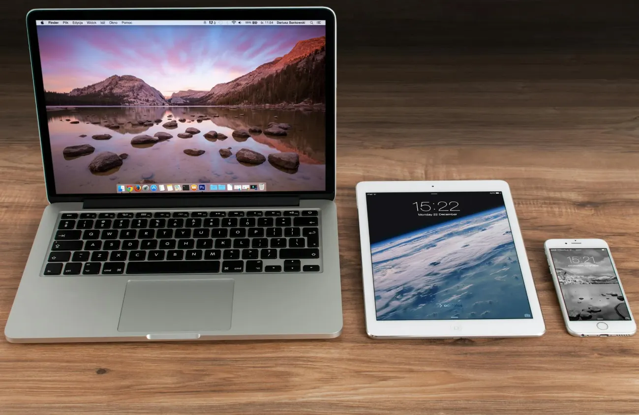 beginilah cara menampilkan layar hp ke laptop paling mudah
