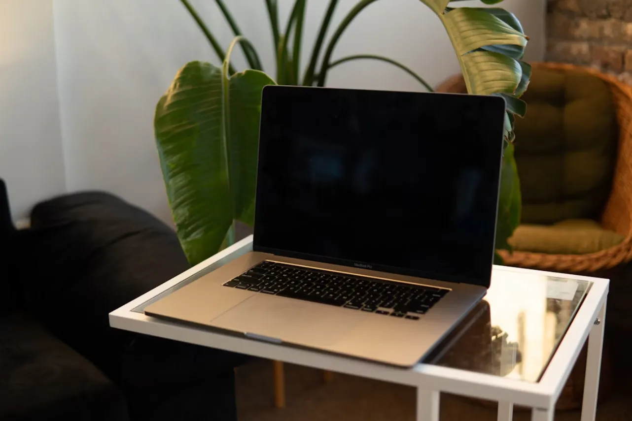 sewa laptop yang ada di Semarang