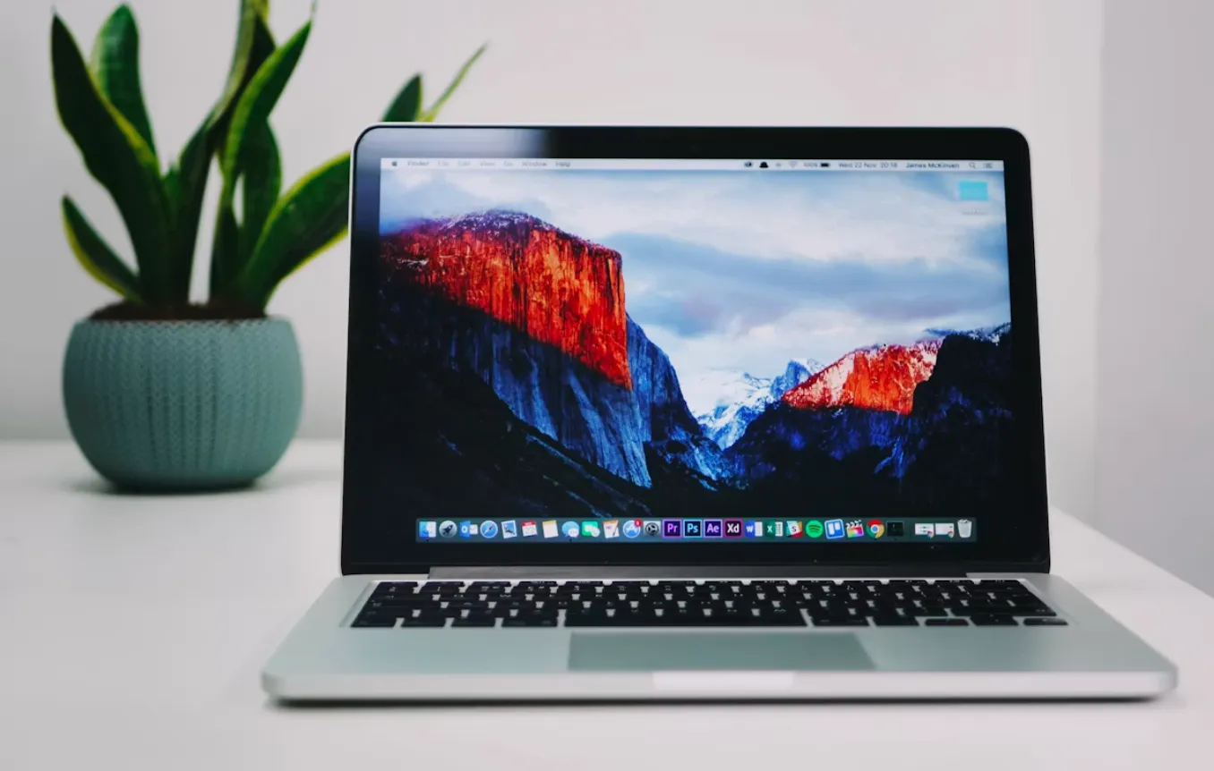 Laptop untuk produktivitas dan pekerjaan kantoran