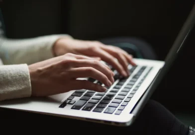 Beginilah cara merawat keyboard laptop biar awet
