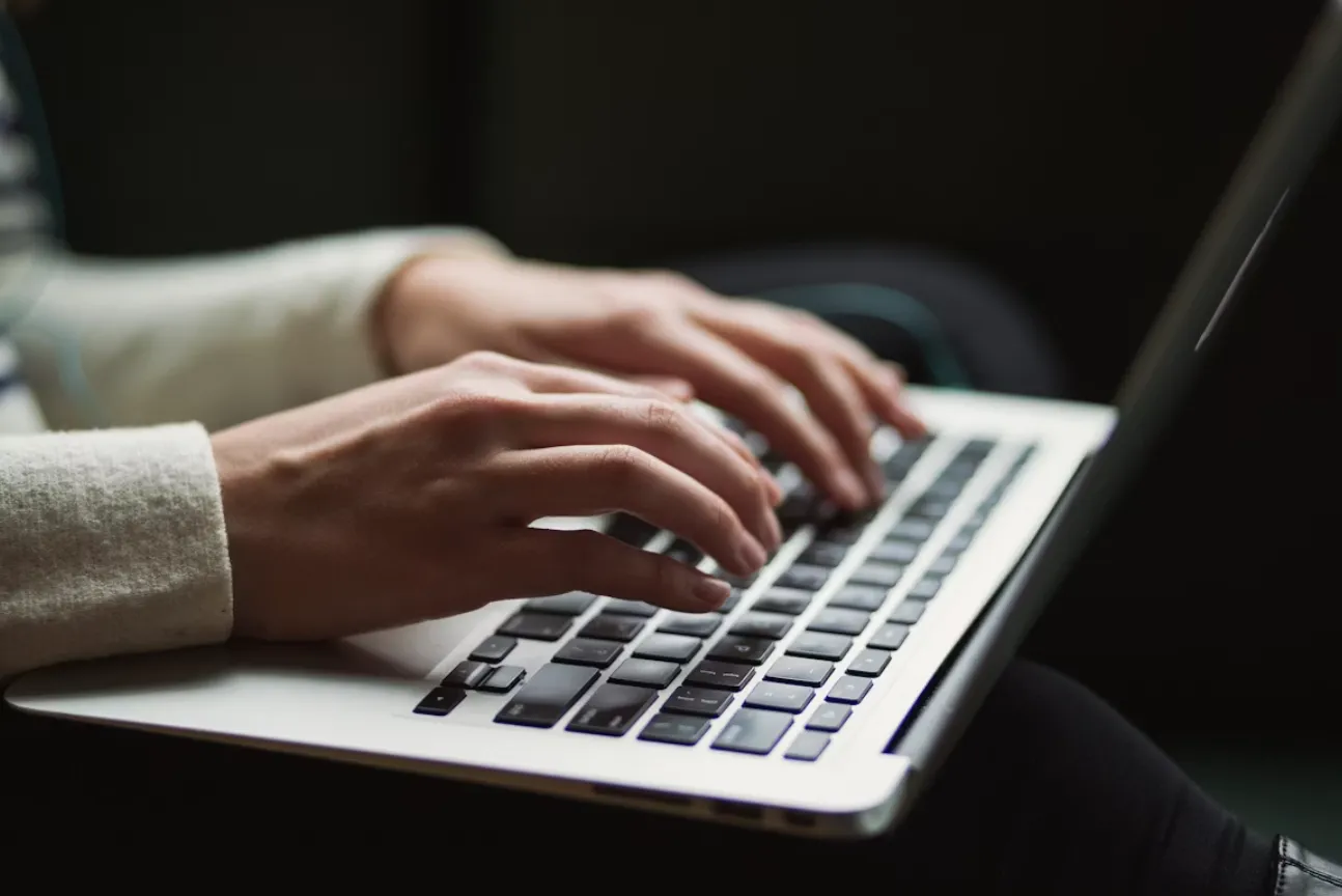 Beginilah cara merawat keyboard laptop biar awet