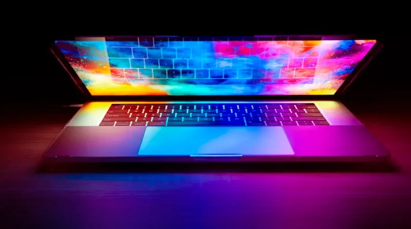 Beginilah Penyebab Layar Laptop Flickering dan Berbayang