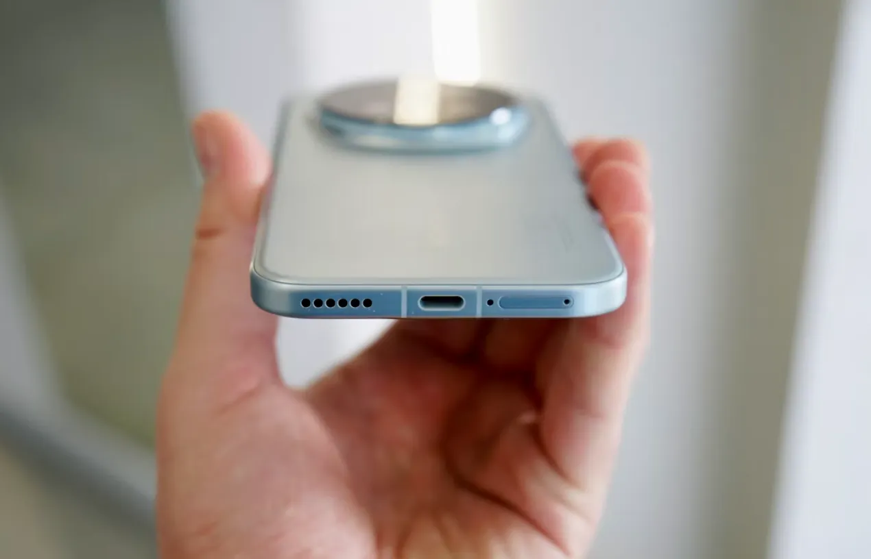 port usb atau charging bisa cepat rusak jka tidak hati-hati
