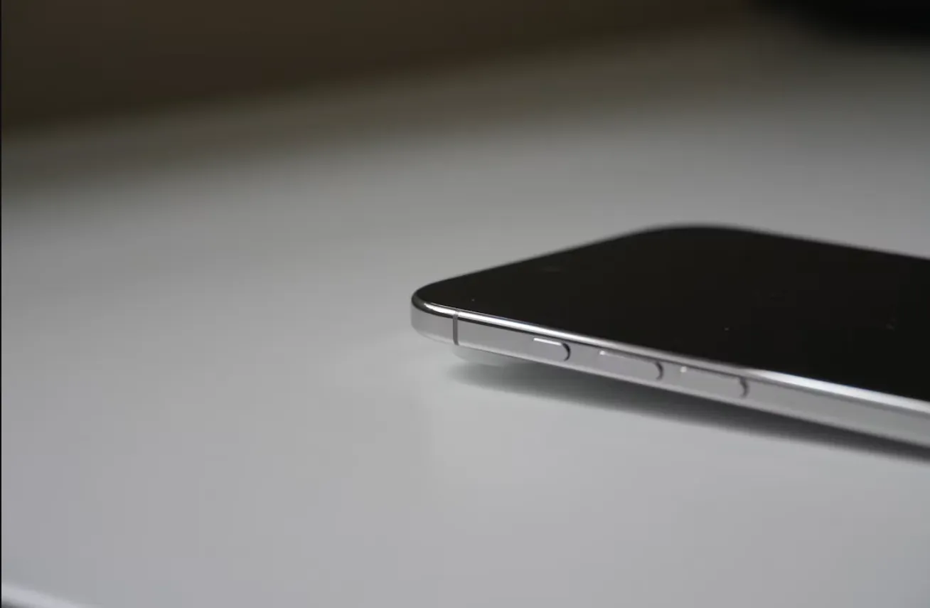 cara bersihkan RAM di Android dengan melakukan restart secara berkala