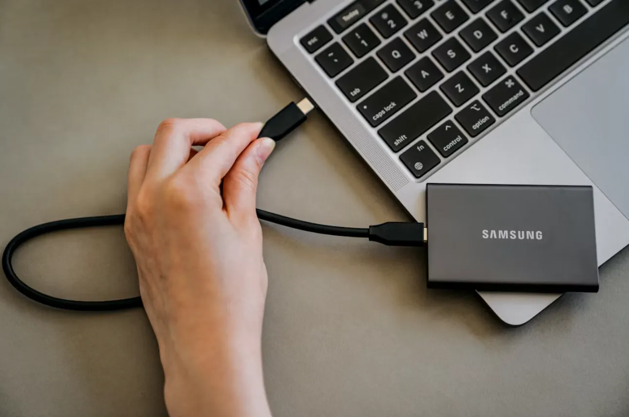 cara mengatasi booting lama dengan upgrade ke SSD