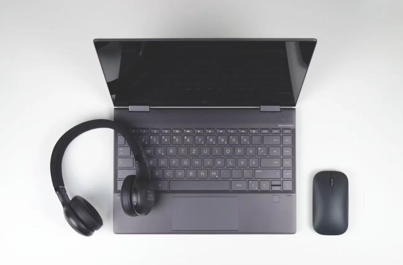 7 Aksesoris Laptop untuk Meningkatkan Produktivitas Kerja
